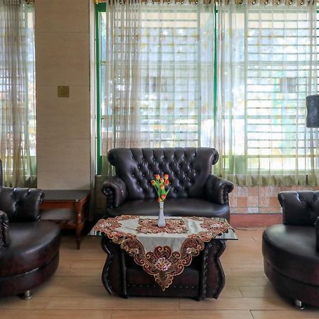 Hotel Prisma Sidoarjo Bagian luar foto